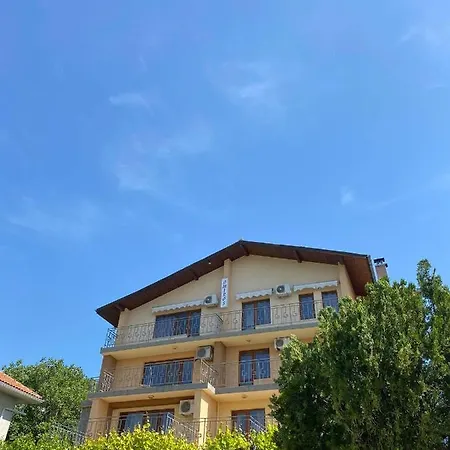 Guest house Omiros Byala (Varna)