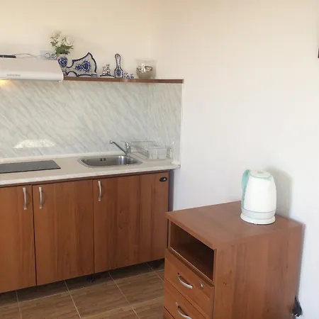 Guest house Omiros