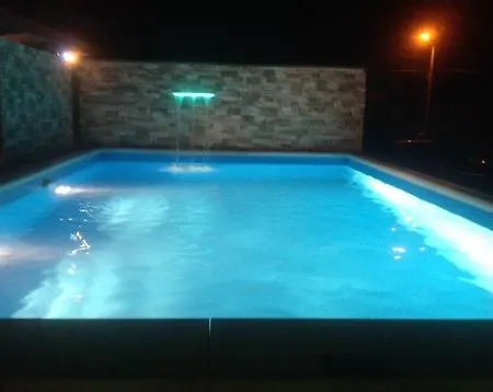 Omiros 2*